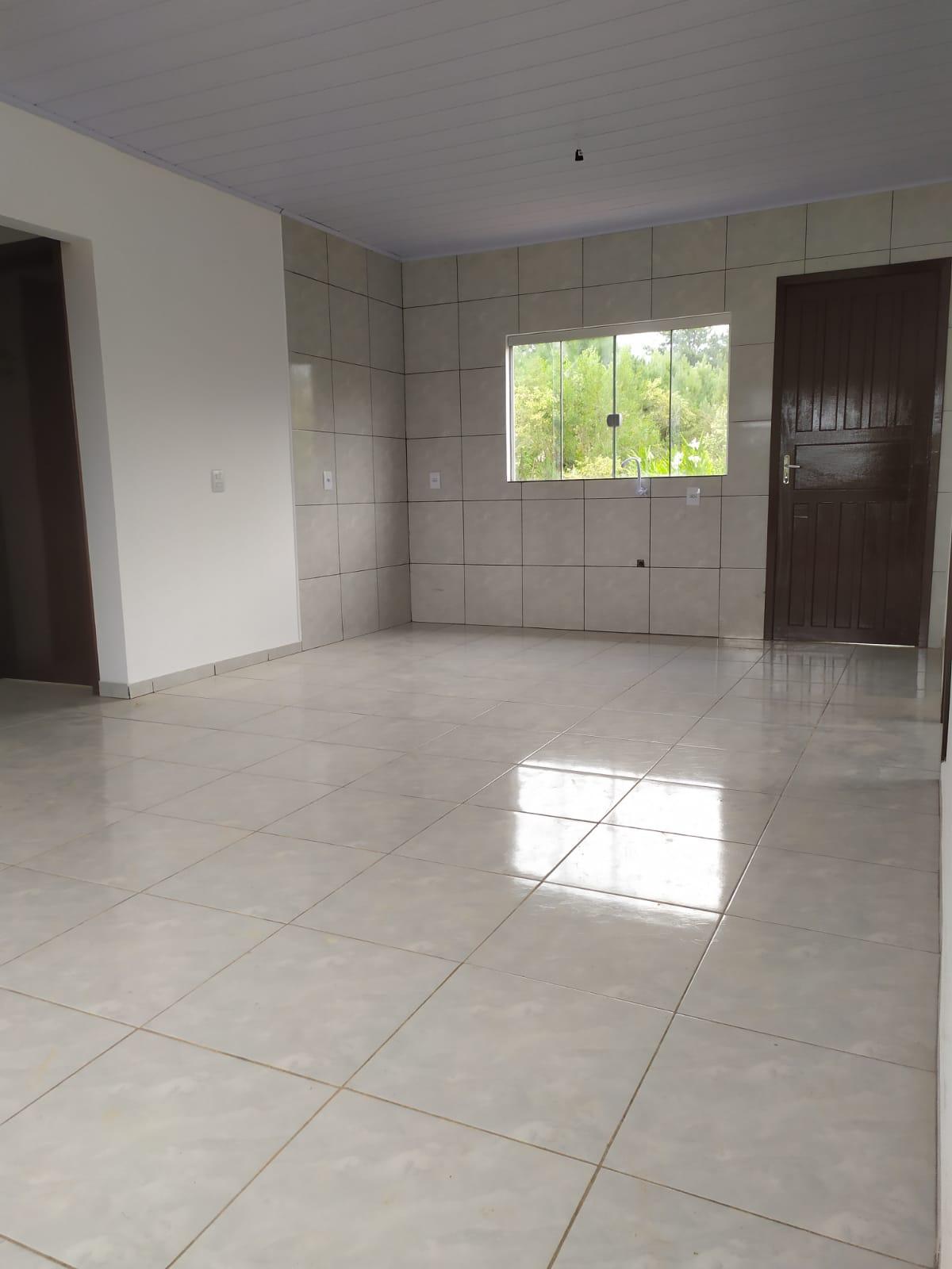 Aluga-se residência