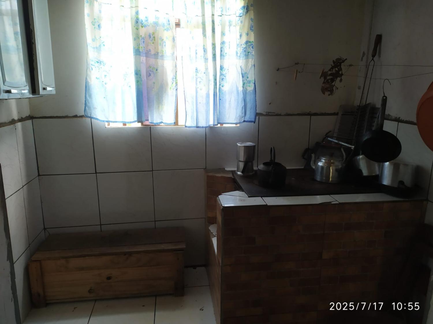 Vende-se chácara, localiza na Lagoa Verde Quitandinha/PR.